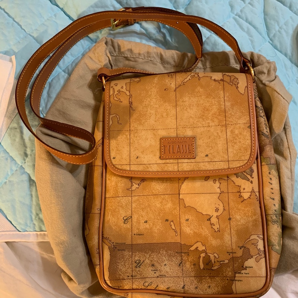 Alviero Martini 1er Classe Sachel w/dust bag